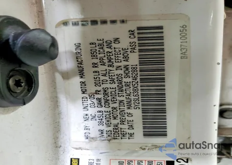 2005 Pontiac Vibe z USA, uszkodzony, nr VIN 5Y2SL638X5Z462881